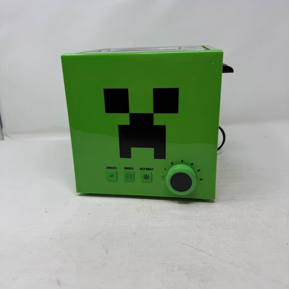 Minecraft Creeper Toaster Green Two-Slice Digital Control Gamer Kitchen - Picture 1 of 11